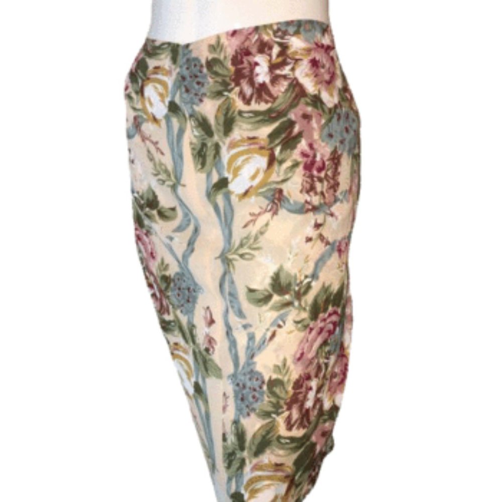 The Limited Wrap Floral Printed - Picture 2 of 3